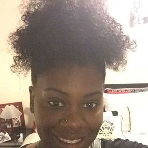 Meet your Posher, Farrah